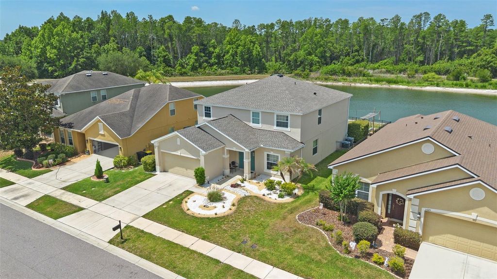Photo of 5521 Shasta Daisy Place, Land O Lakes, FL 34639 (MLS # TB8508773)