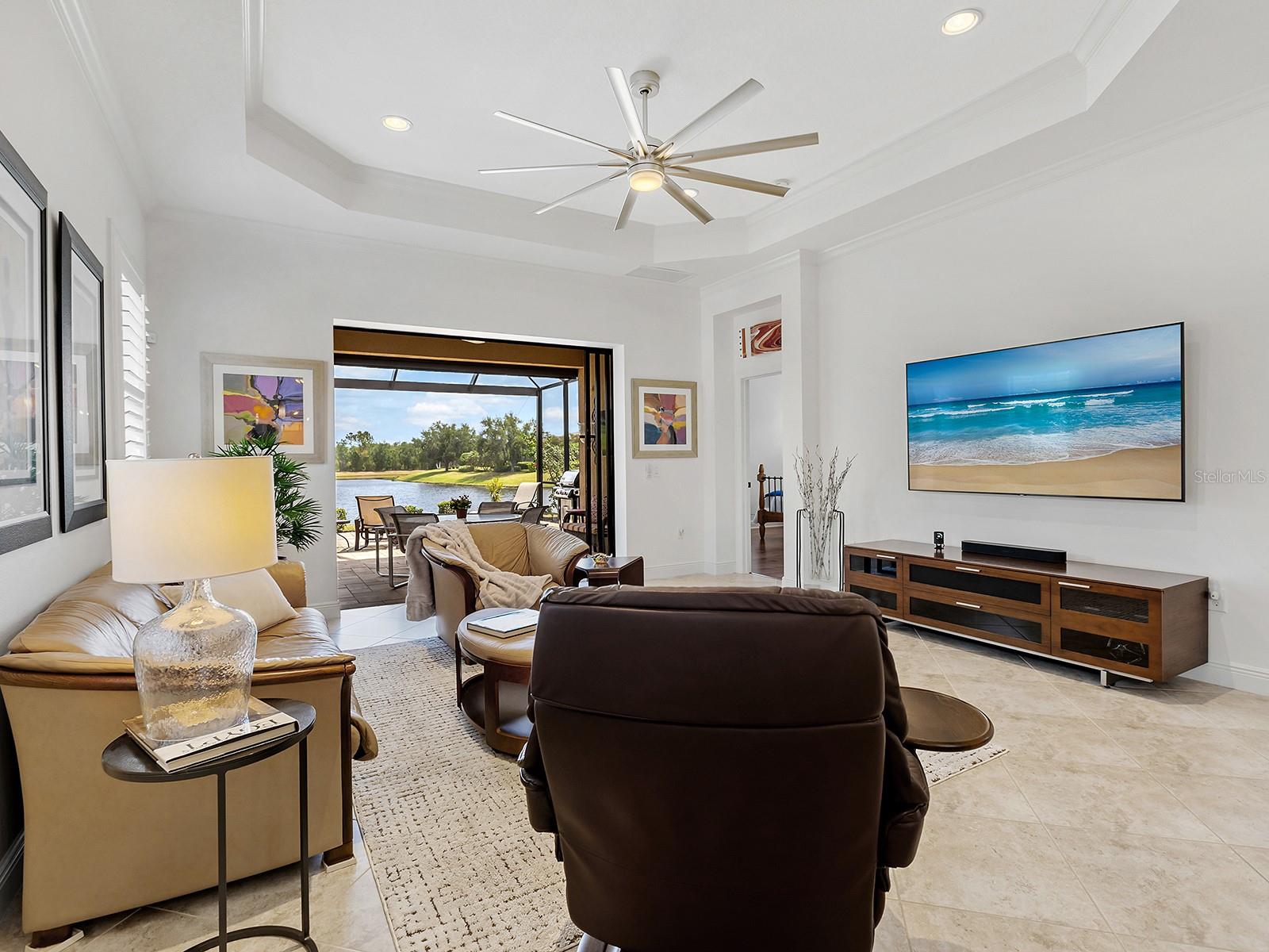 COUNTRY CLUB EAST AT LAKEWD RNCH QQ1 1 - Residential