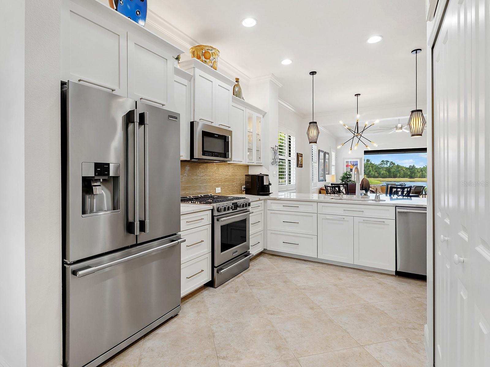 COUNTRY CLUB EAST AT LAKEWD RNCH QQ1 1 - Residential