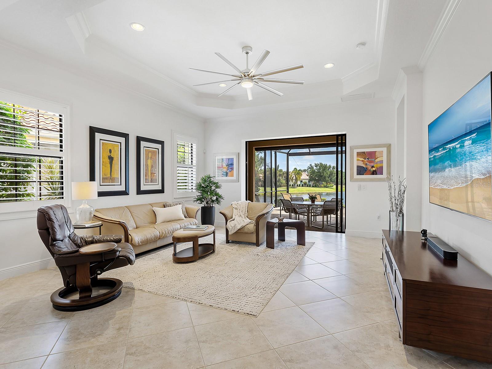 COUNTRY CLUB EAST AT LAKEWD RNCH QQ1 1 - Residential