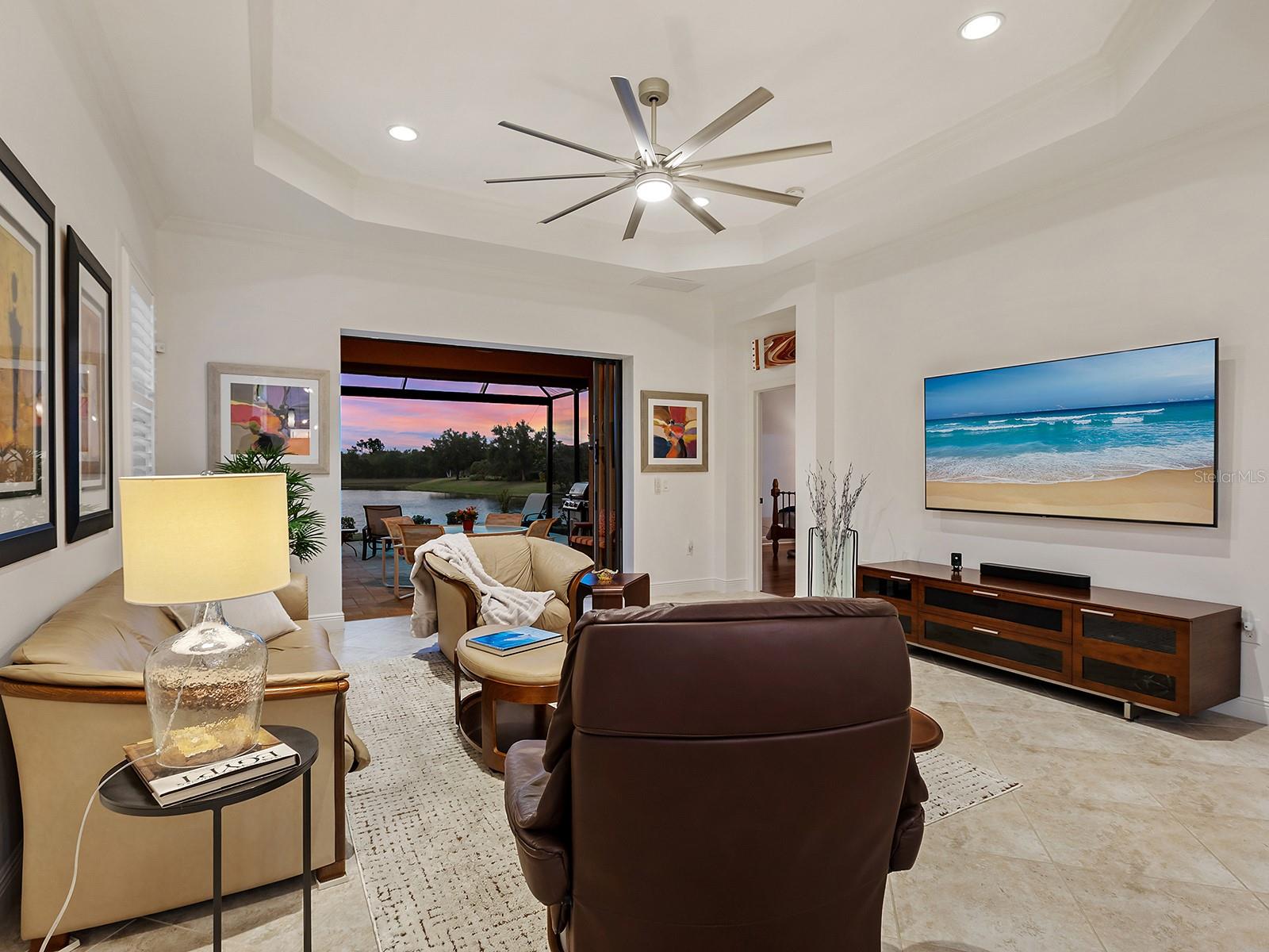 COUNTRY CLUB EAST AT LAKEWD RNCH QQ1 1 - Residential