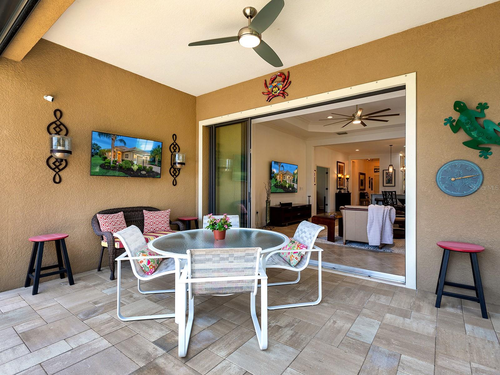 COUNTRY CLUB EAST AT LAKEWD RNCH QQ1 1 - Residential