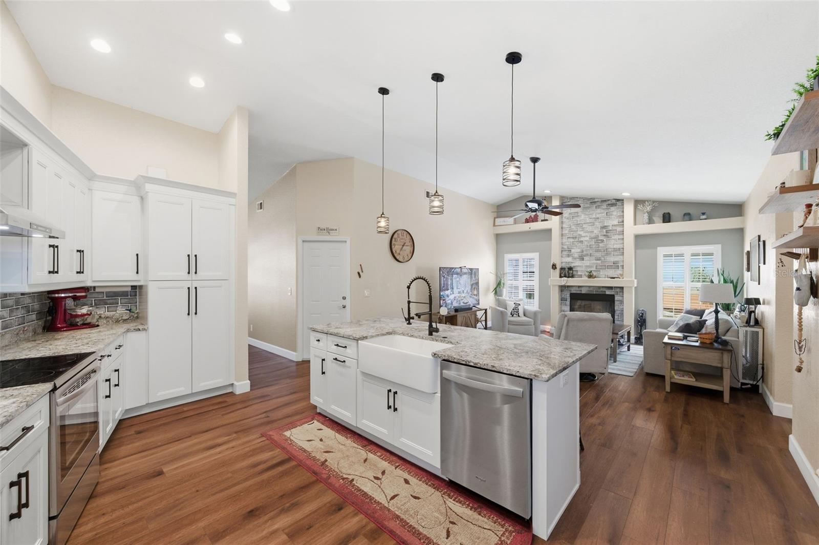 GROVES AT COBBS LANDING - Residential