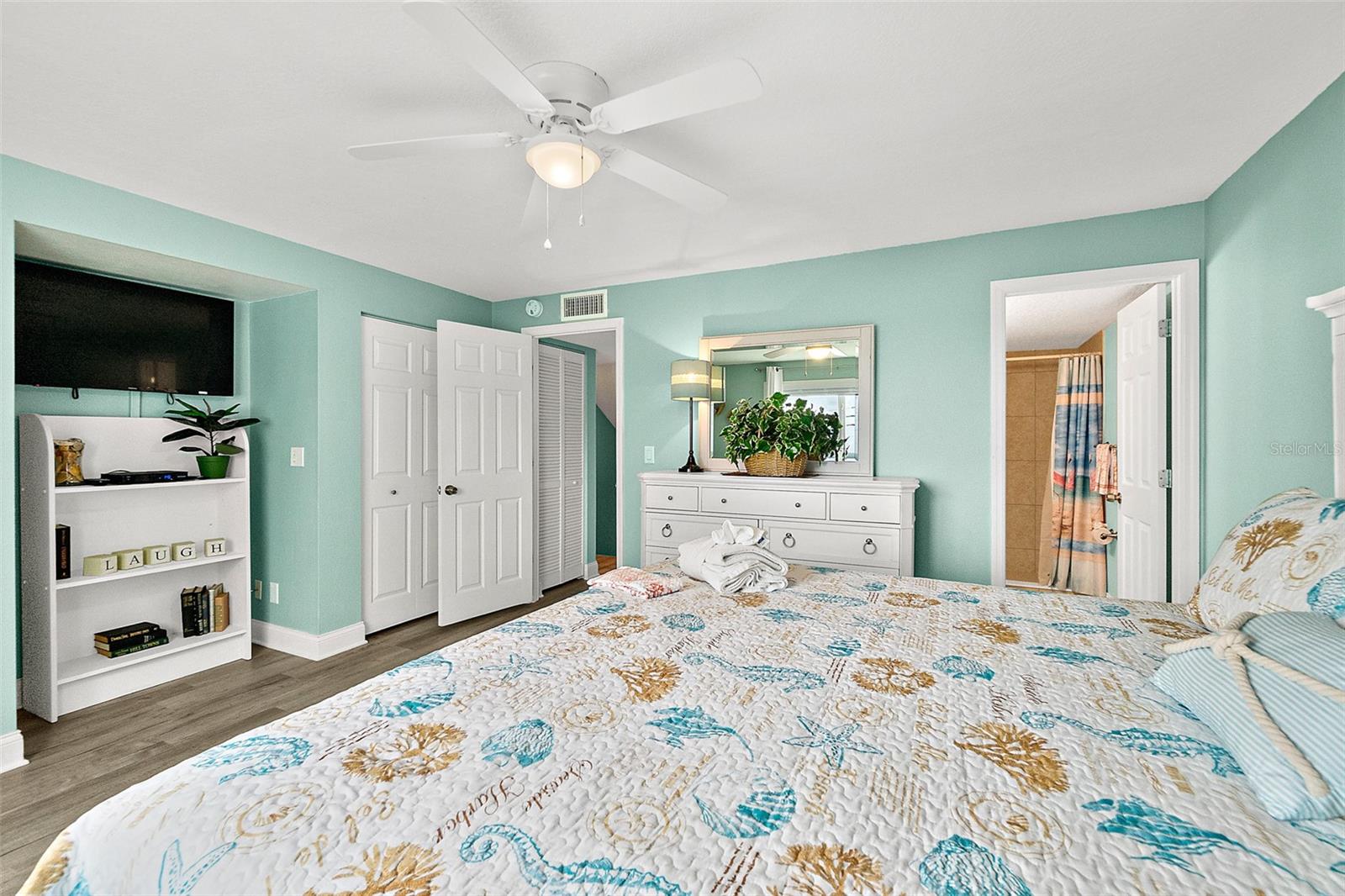 OCEAN BCH CONDO CLUB 2 COMPLE - Residential