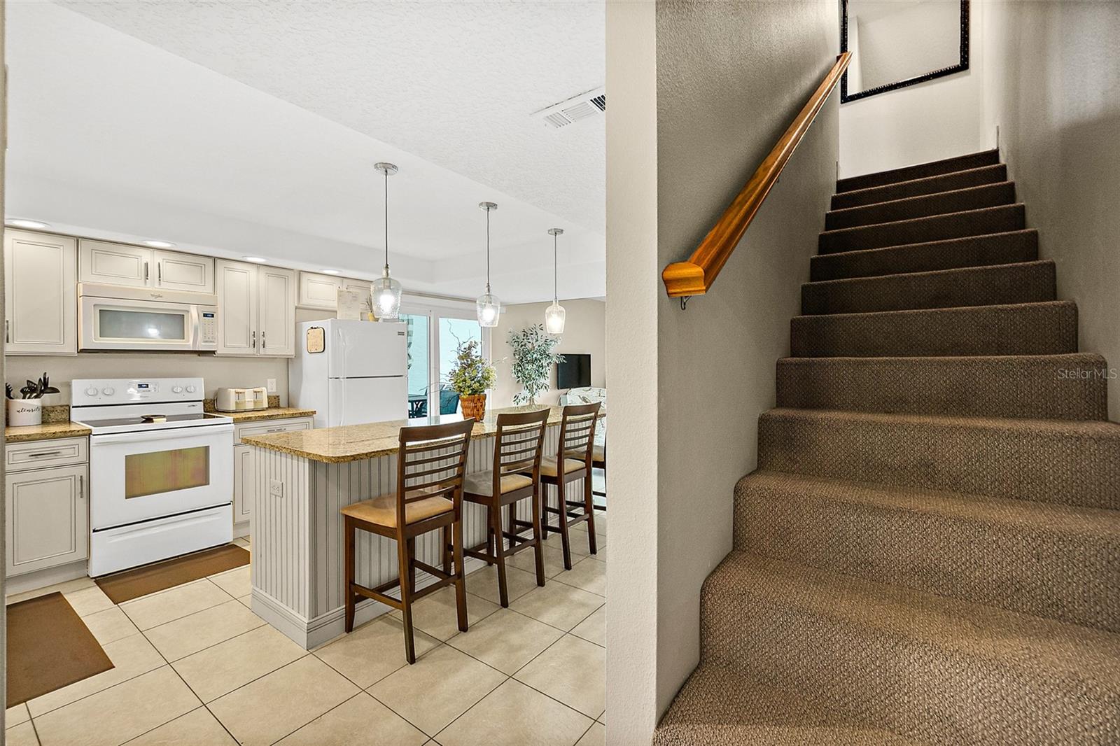 OCEAN BCH CONDO CLUB 2 COMPLE - Residential