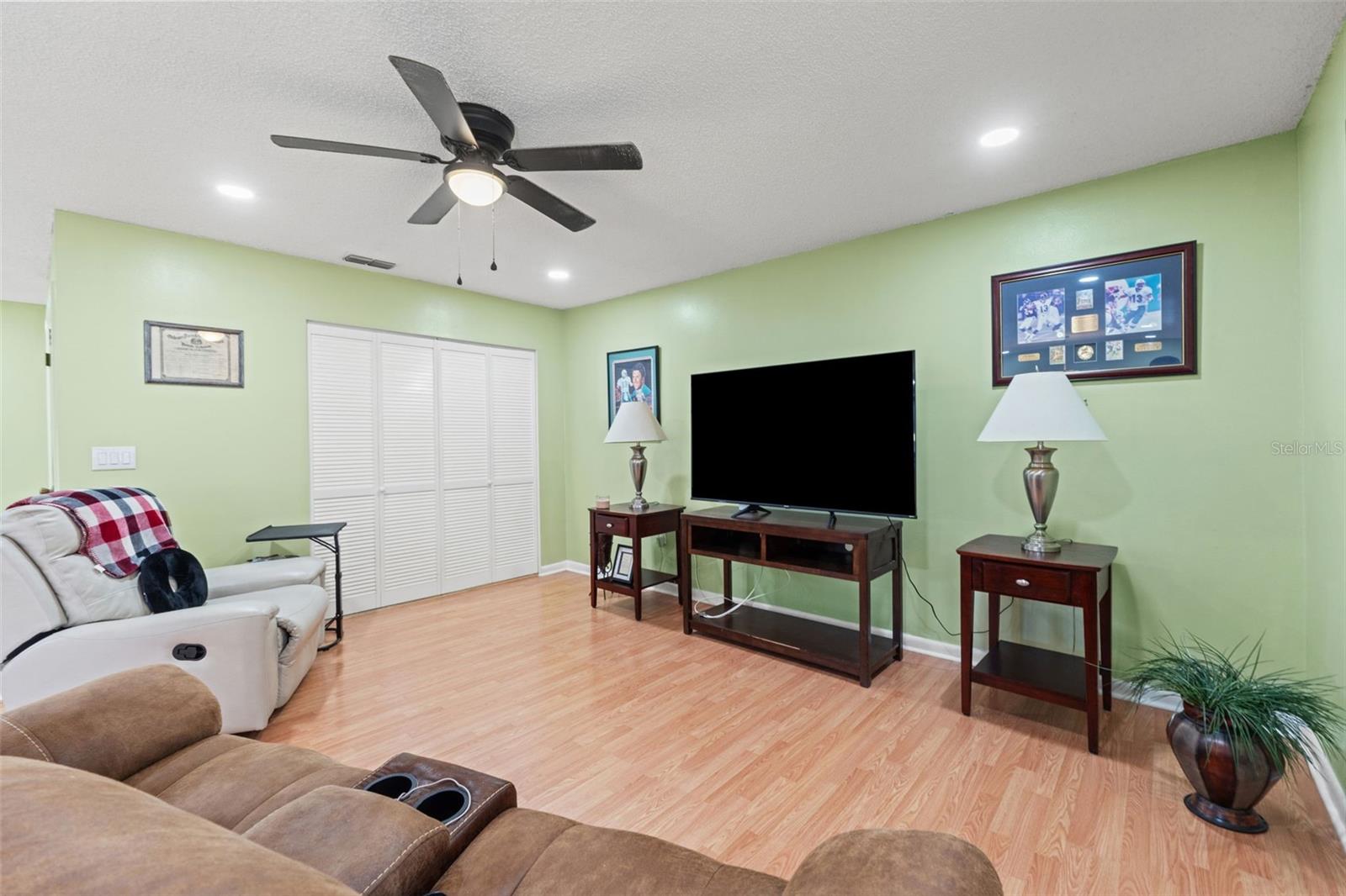 SILVER SPGS SHORES/FAIRWAYS - Residential