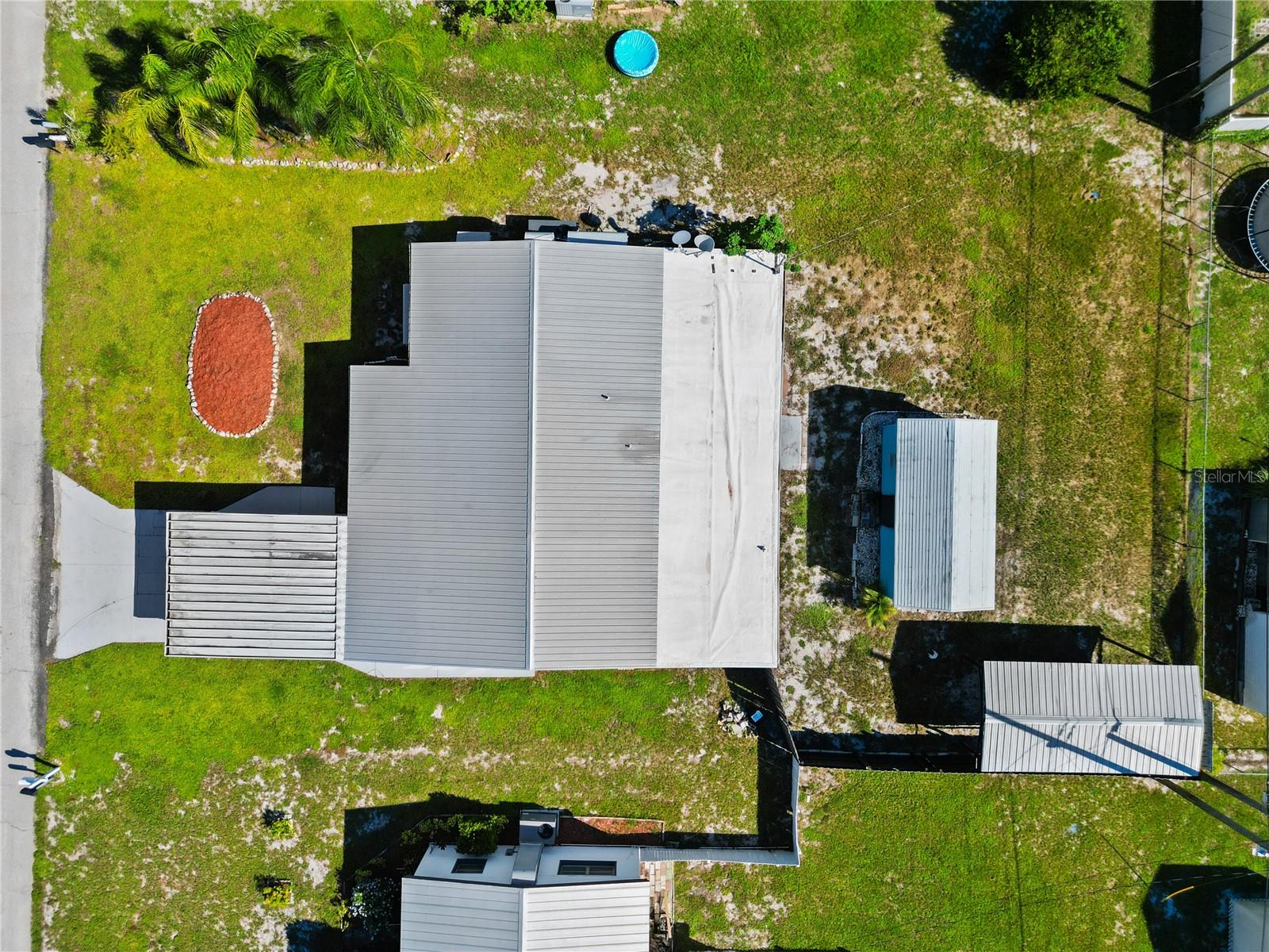 SUN RAY HOMES 02 - Residential