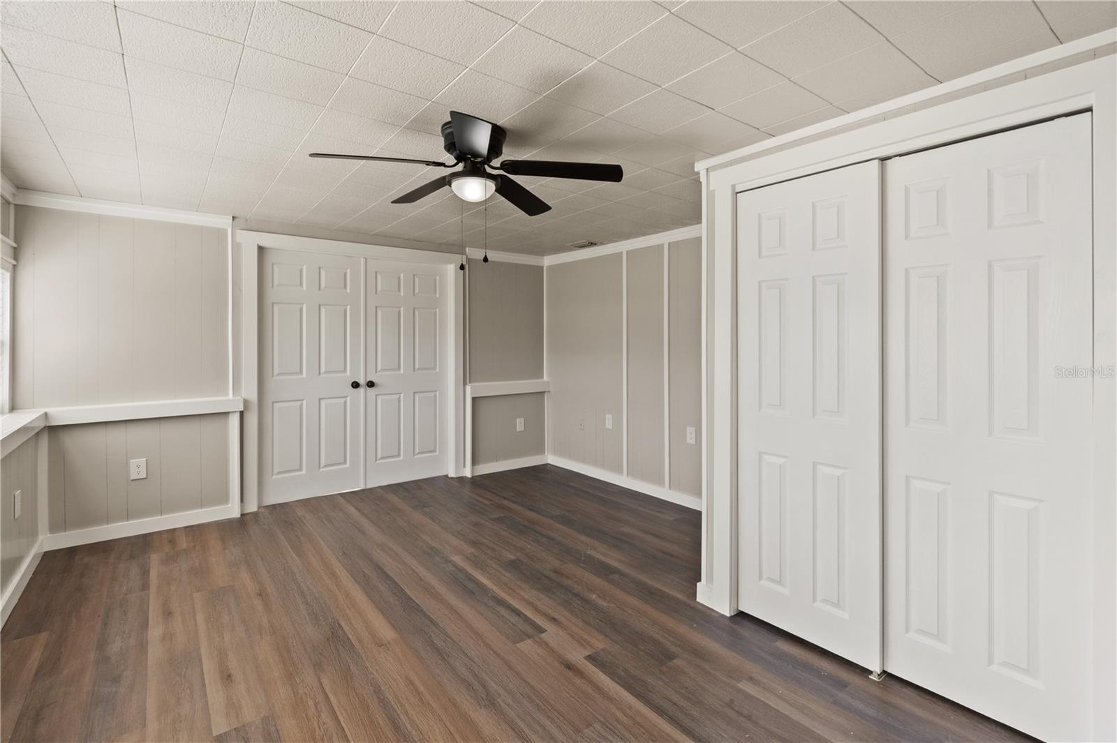 SUN RAY HOMES 02 - Residential