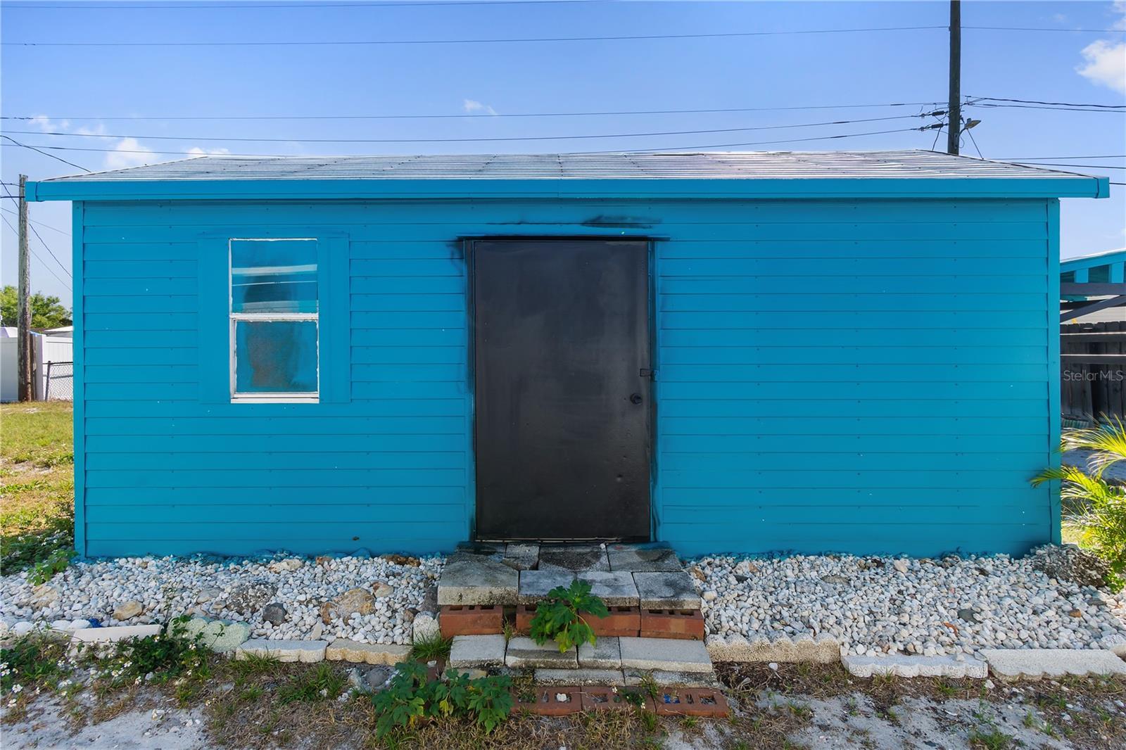 SUN RAY HOMES 02 - Residential