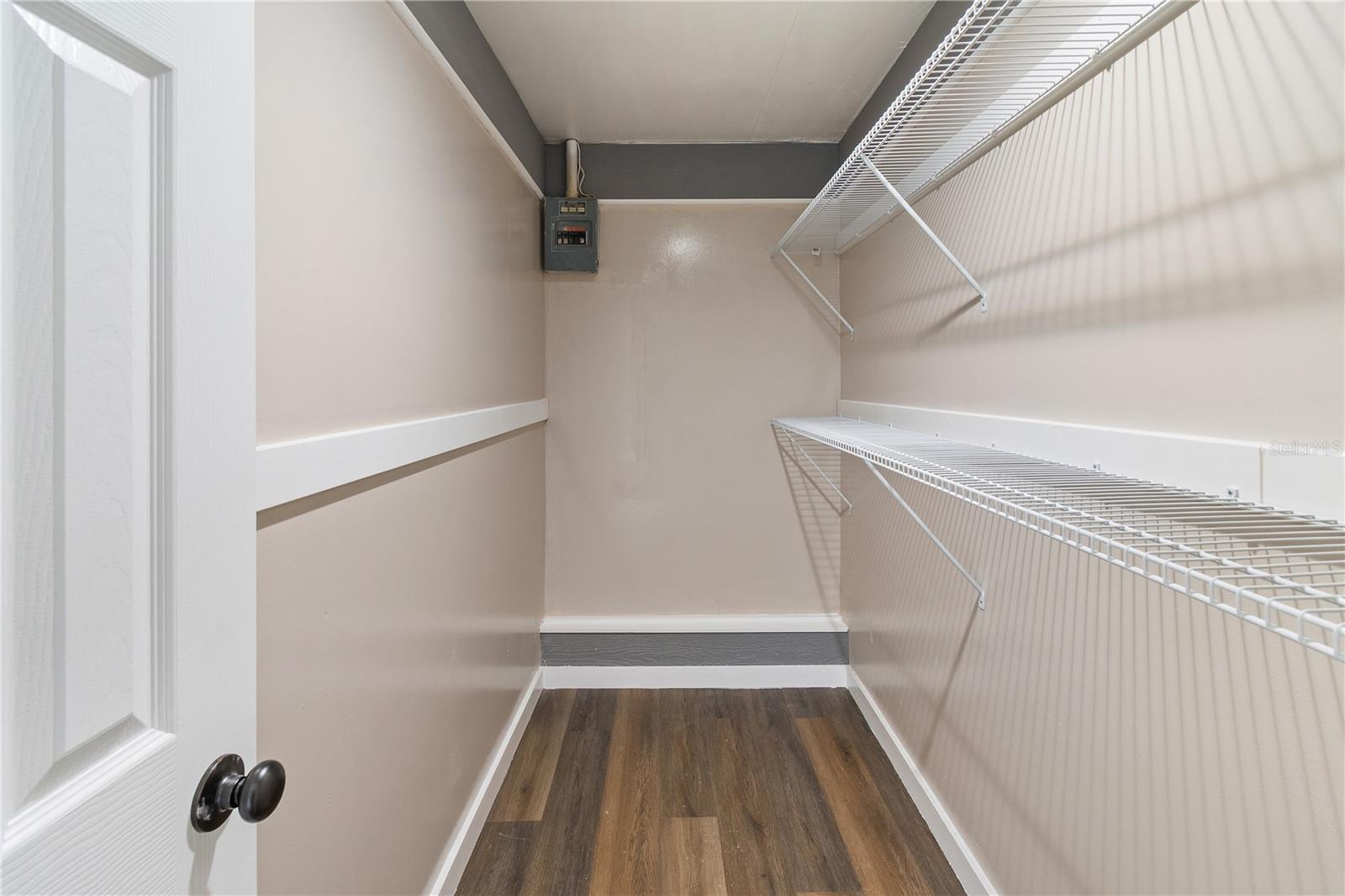 SUN RAY HOMES 02 - Residential