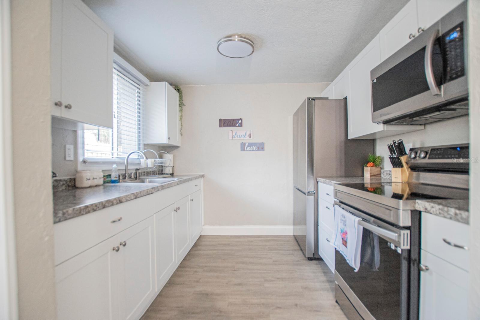 BAHAMA HEIGHTS - Residential