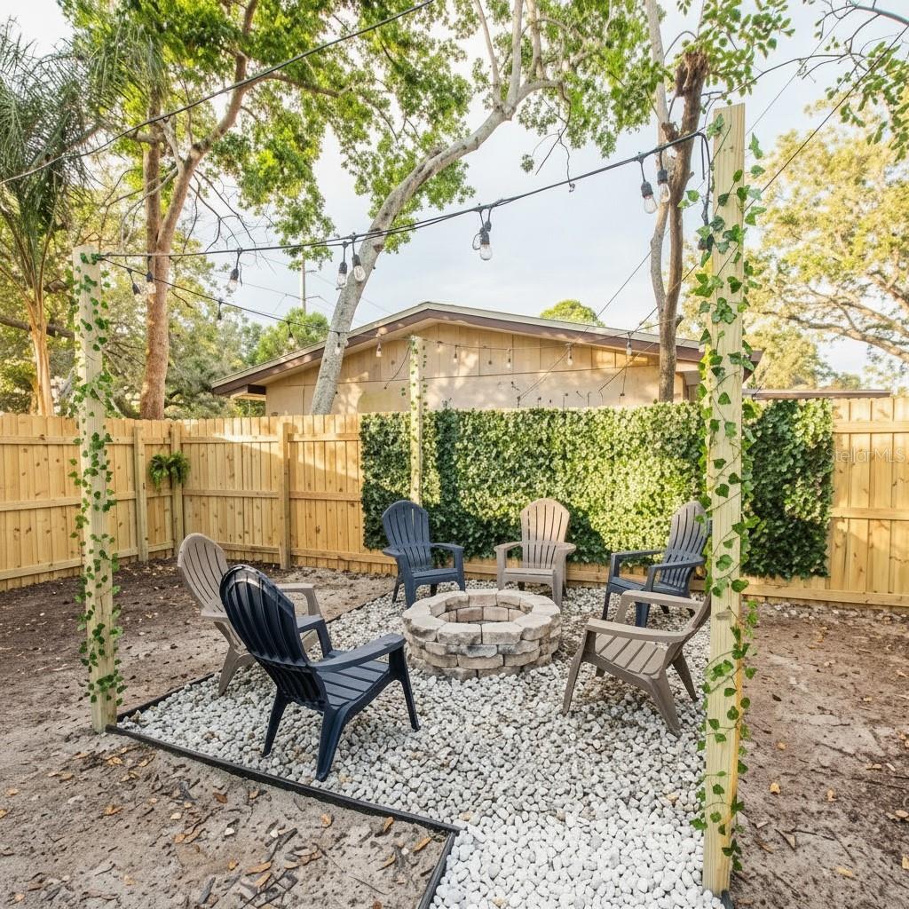 BAHAMA HEIGHTS - Residential