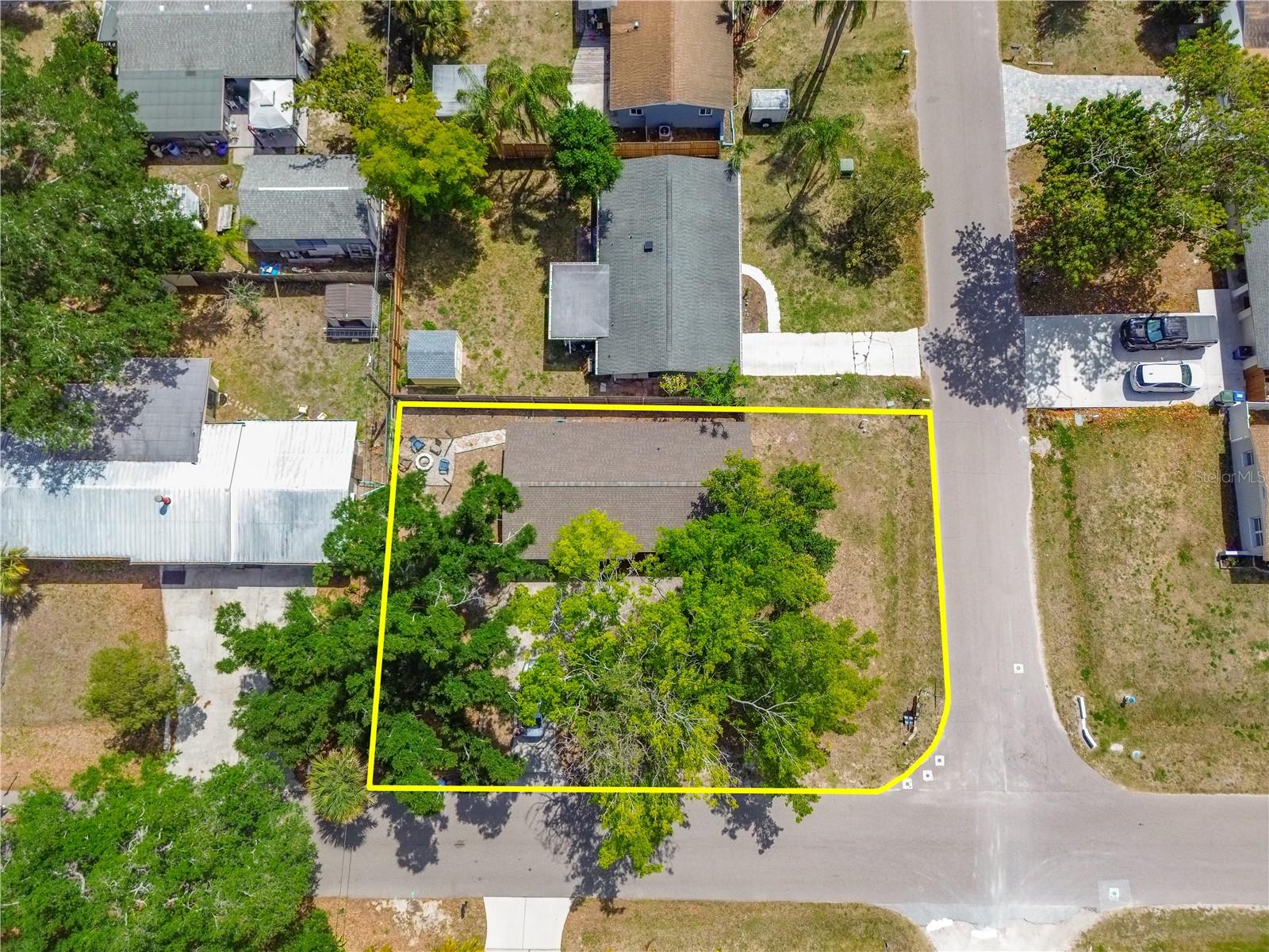 BAHAMA HEIGHTS - Residential