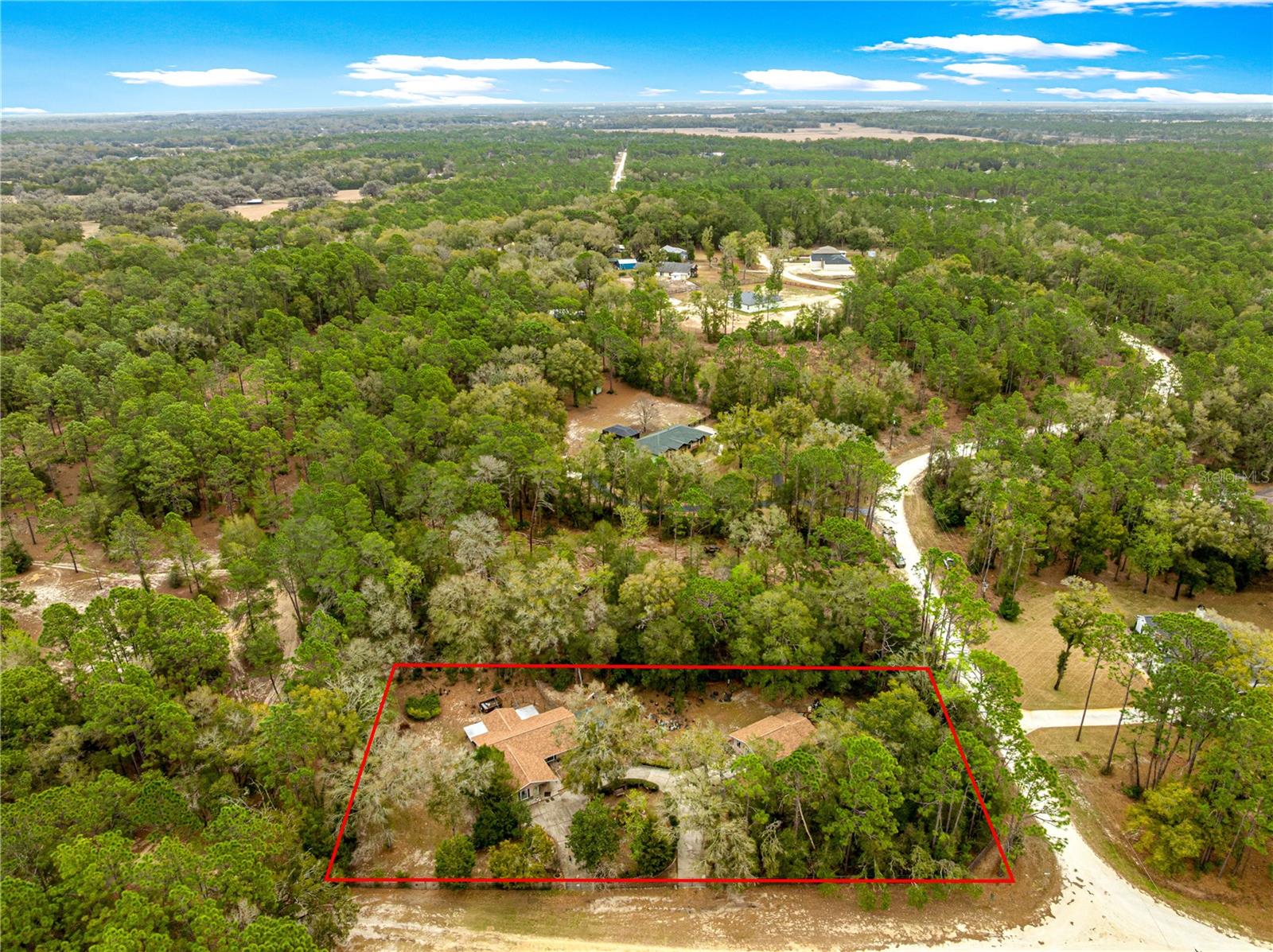 ROLLING HILLS - Residential