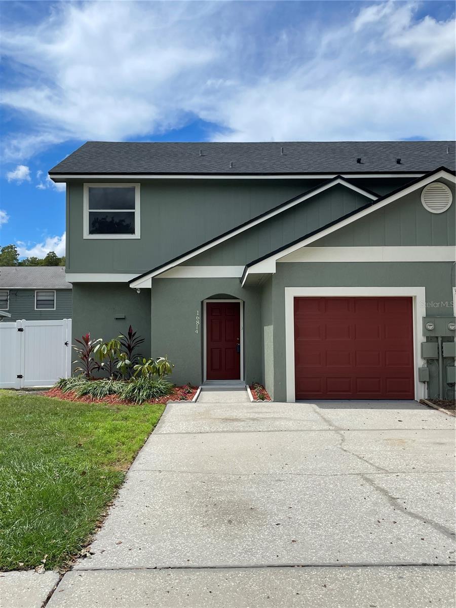 IMMACULATE - MOVE IN CONDITION! Renovated townhome with beautiful kitchen, QUARTZ counters, island, plenty of cabinets, freshly painted inside and out, NEW bathrooms, NEW flooring, Roof 2021, NEW water heater and so much more. LOW HOA fees. Community offers pool, dock overlooking the gorgeous lake, fishing, playground, canoe/kayak storage plus boat access to lake. Call now and let's make it yours.