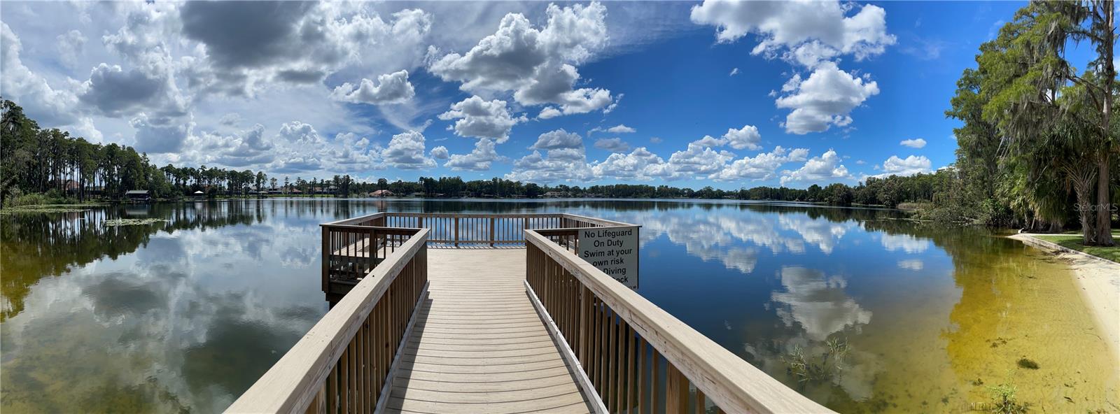 LE CLARE SHORES - Residential