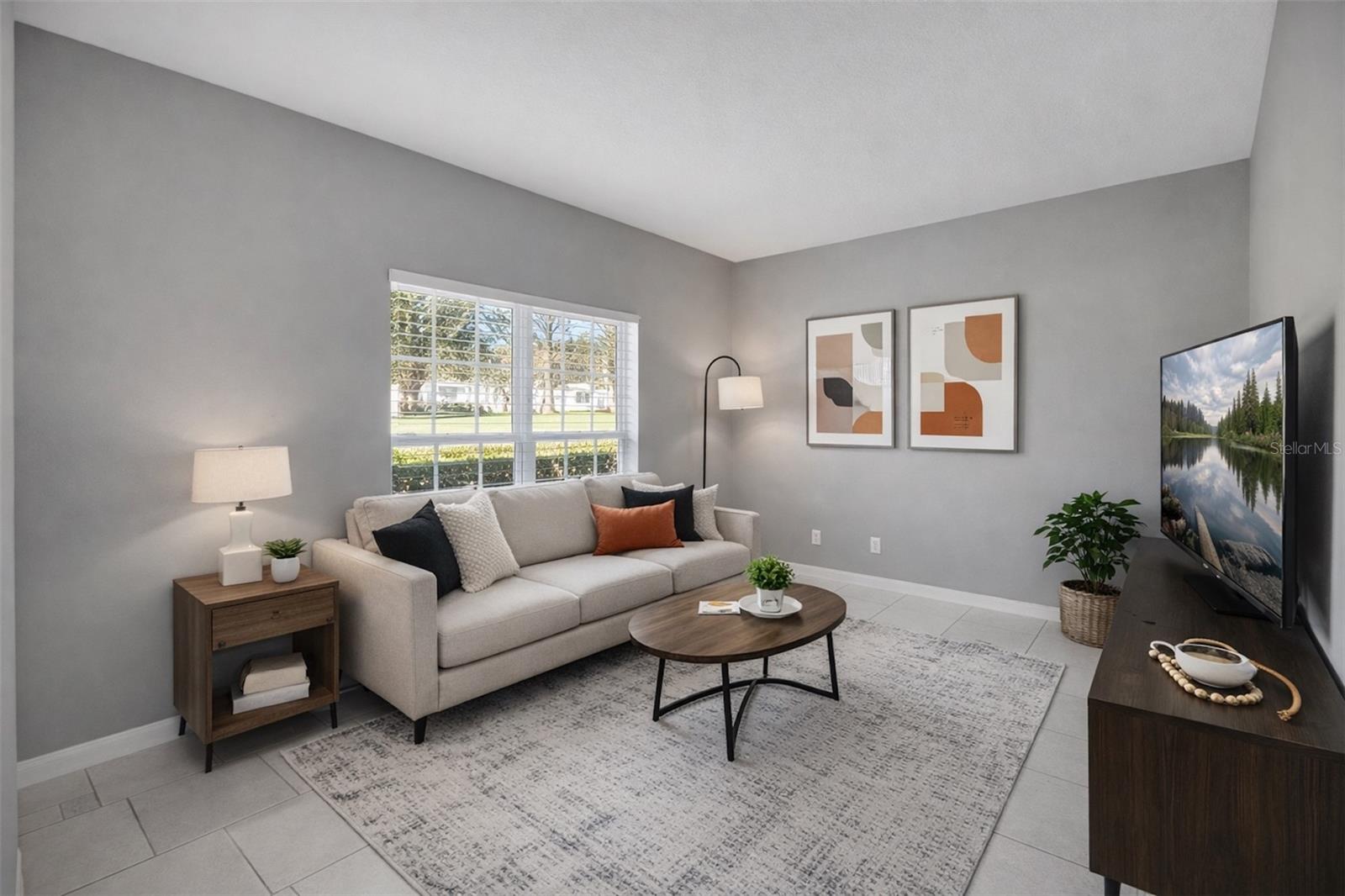 GROVELAND LAGO KATRINA - Residential