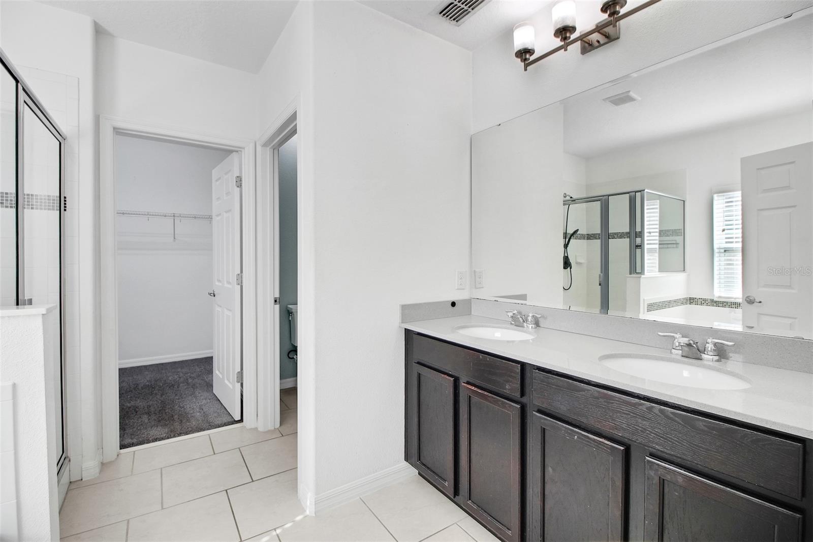 GROVELAND LAGO KATRINA - Residential