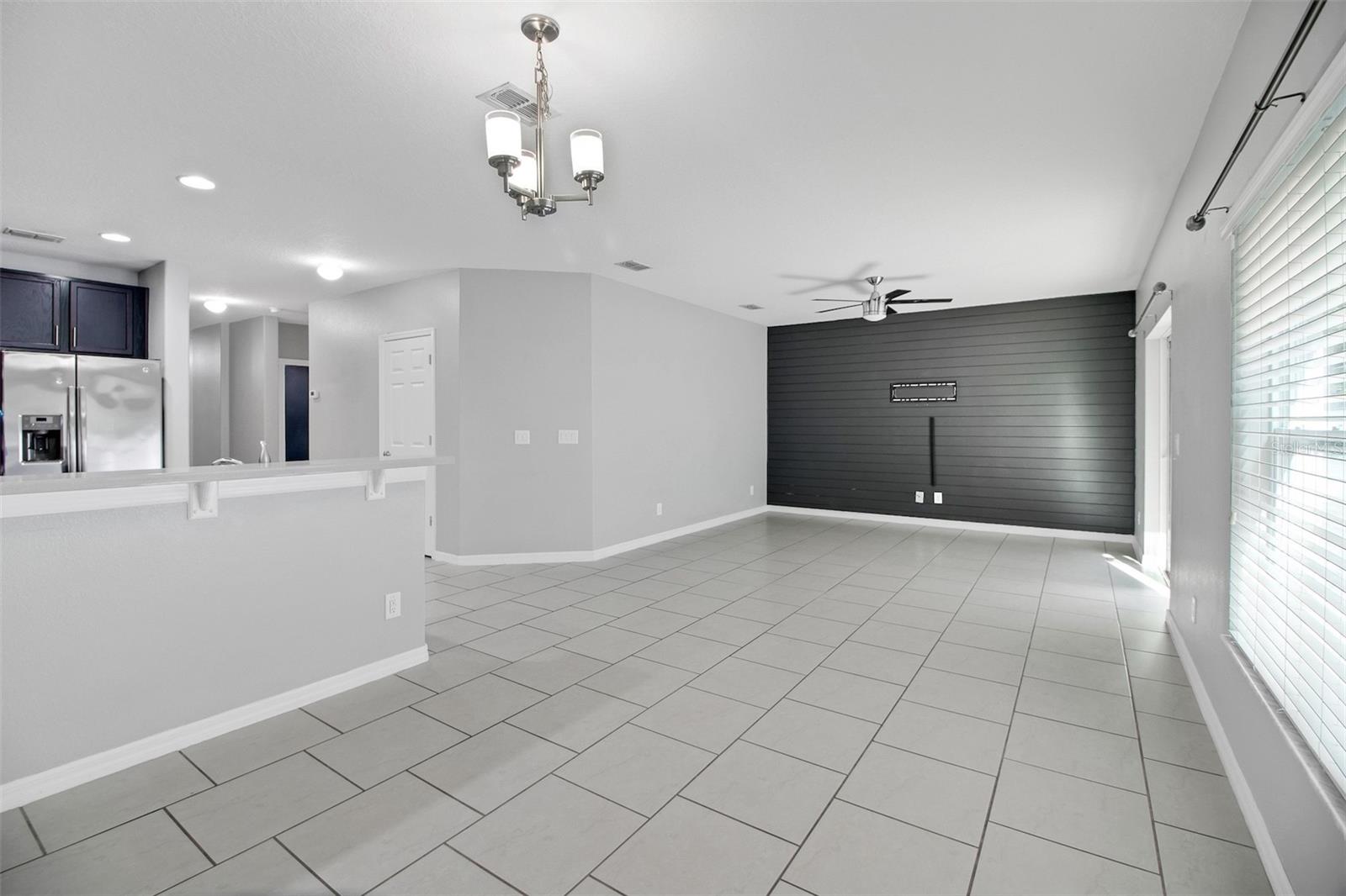 GROVELAND LAGO KATRINA - Residential