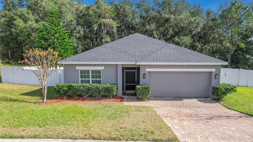 Photo of 116 Islabella Way, Groveland, FL 34736 (MLS # O6373422)