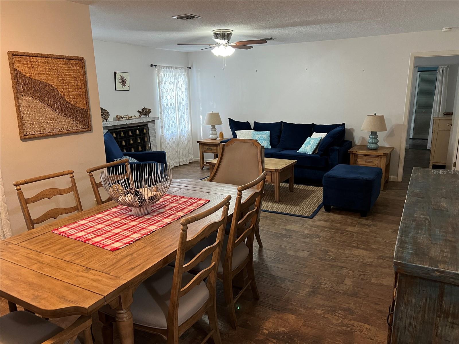 PINEY WOODS - Residential Lease