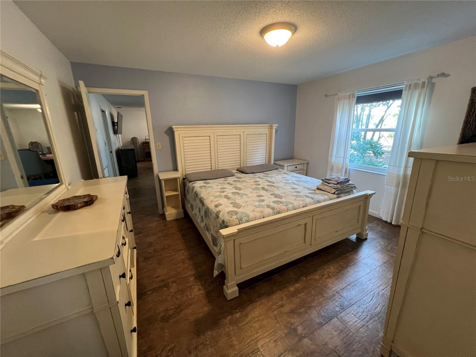 PINEY WOODS - Residential Lease