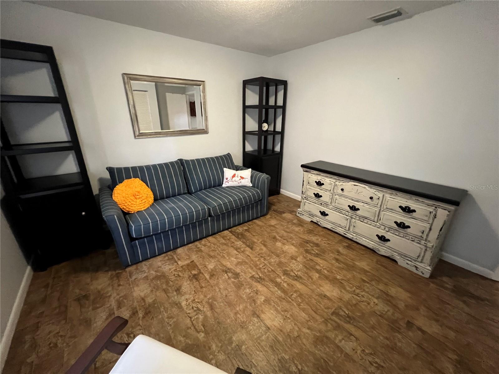 PINEY WOODS - Residential Lease