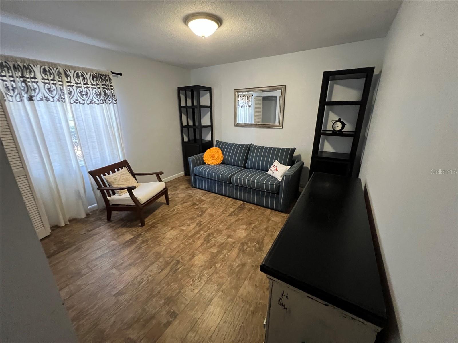 PINEY WOODS - Residential Lease