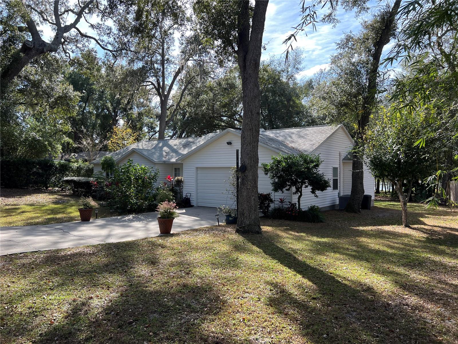 PINEY WOODS - Residential Lease