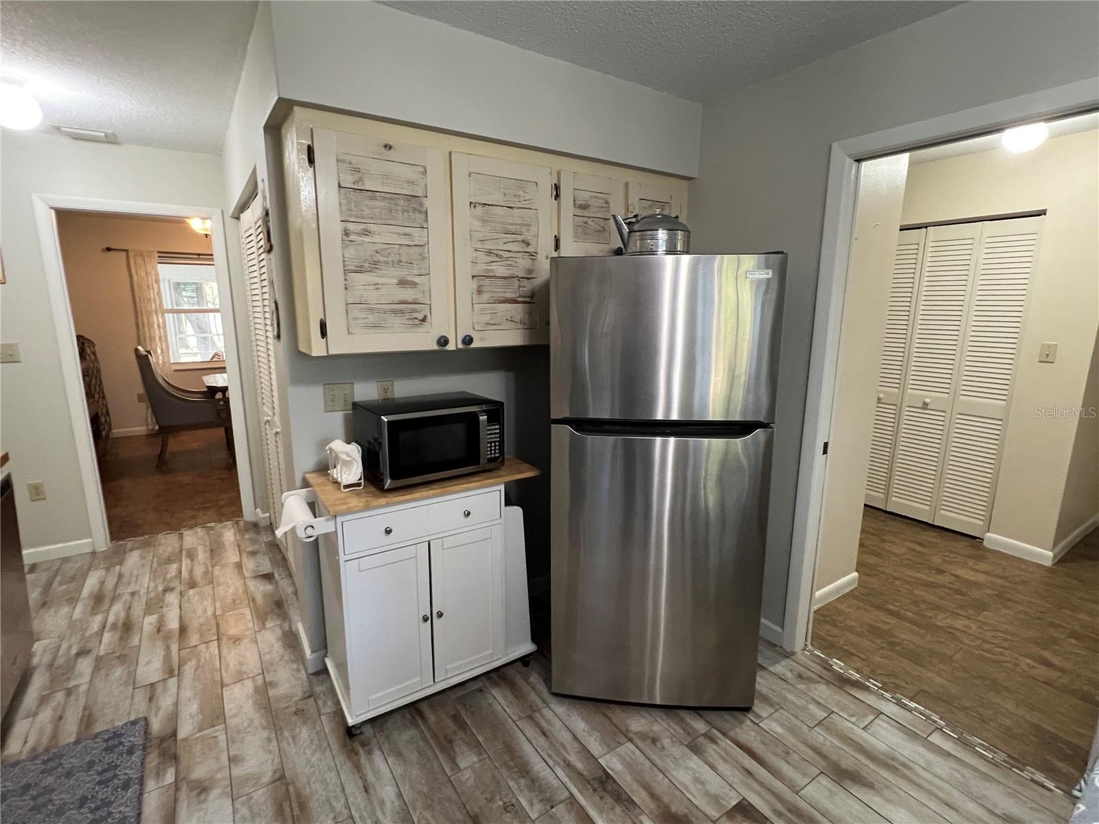 PINEY WOODS - Residential Lease