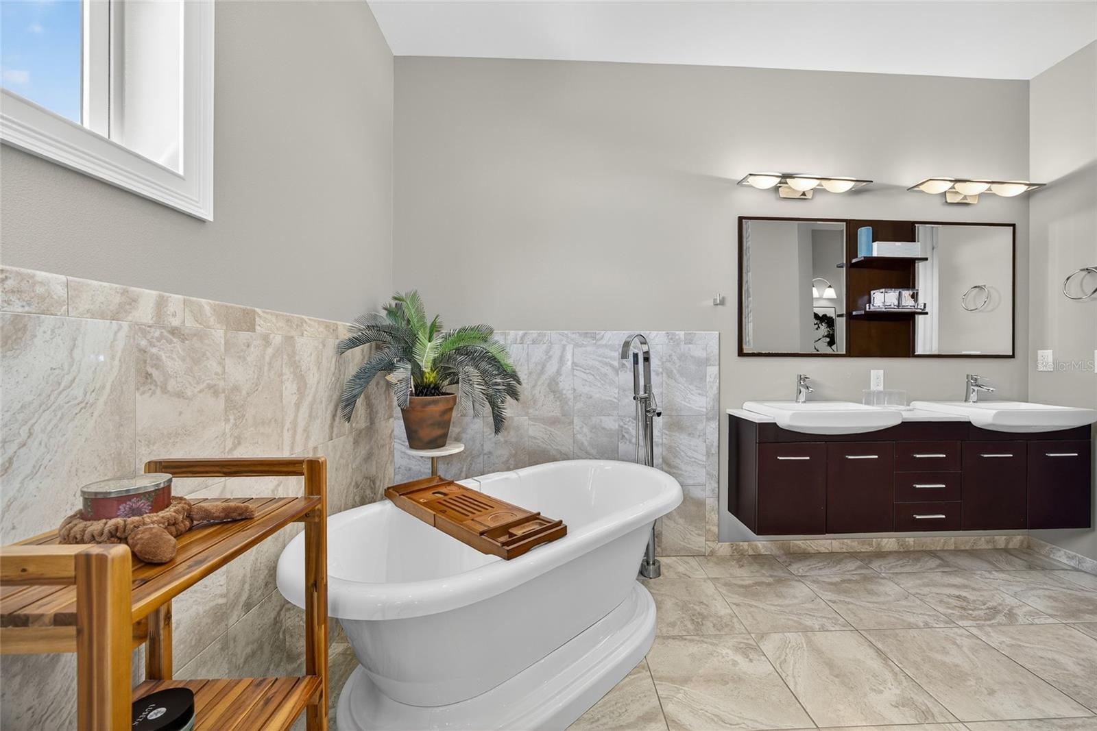 PUNTA GORDA ISLES SEC 03 - Residential