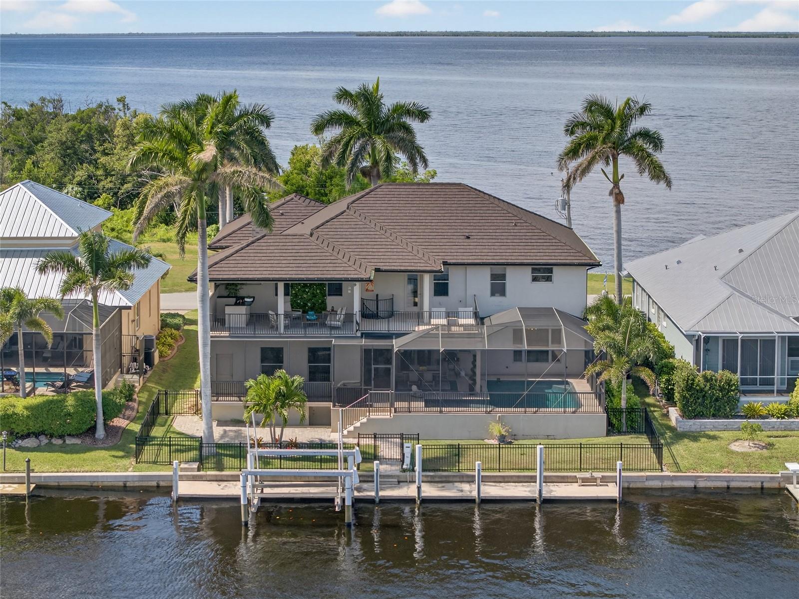 44 COLONY POINT DRIVE