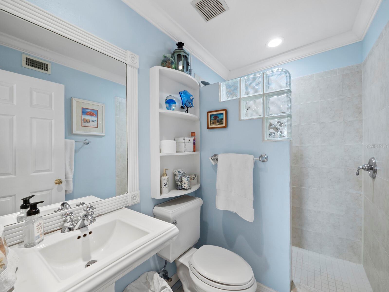 LONGBEACH - Residential