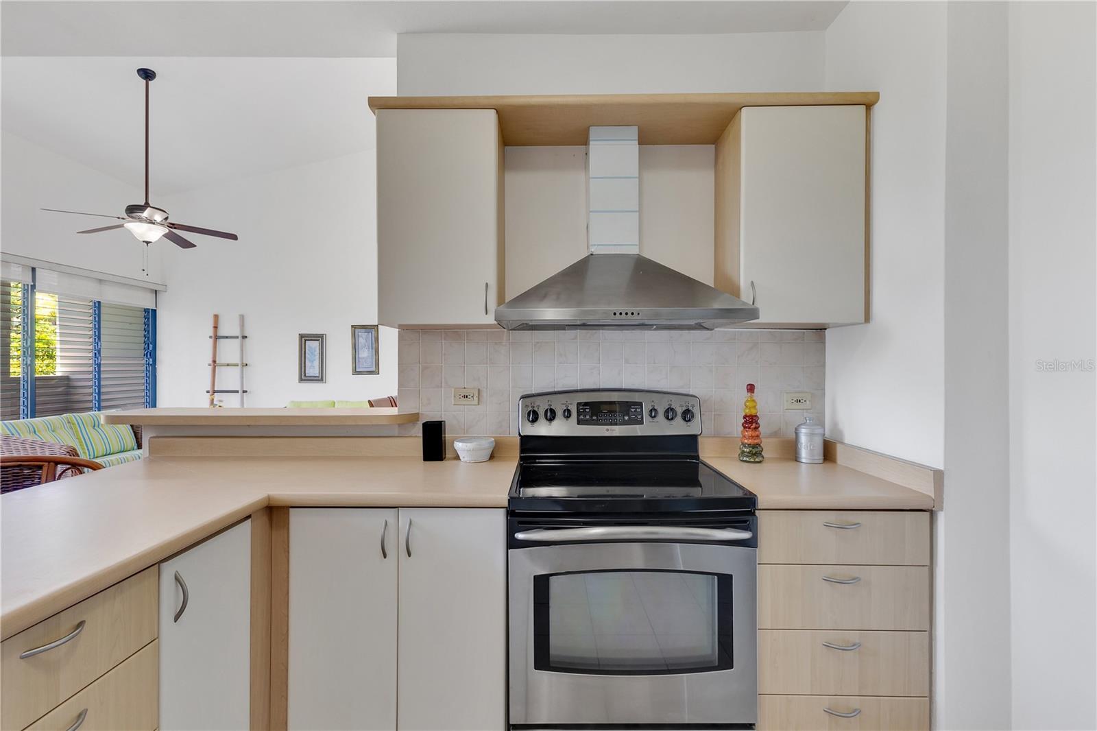 COND. PALMA DORADA VILLAGE Apt. J 1904