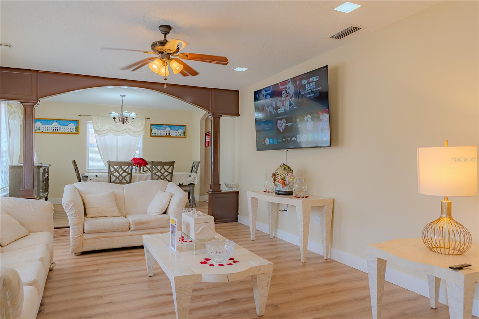 LONESOME PINES - Residential Lease