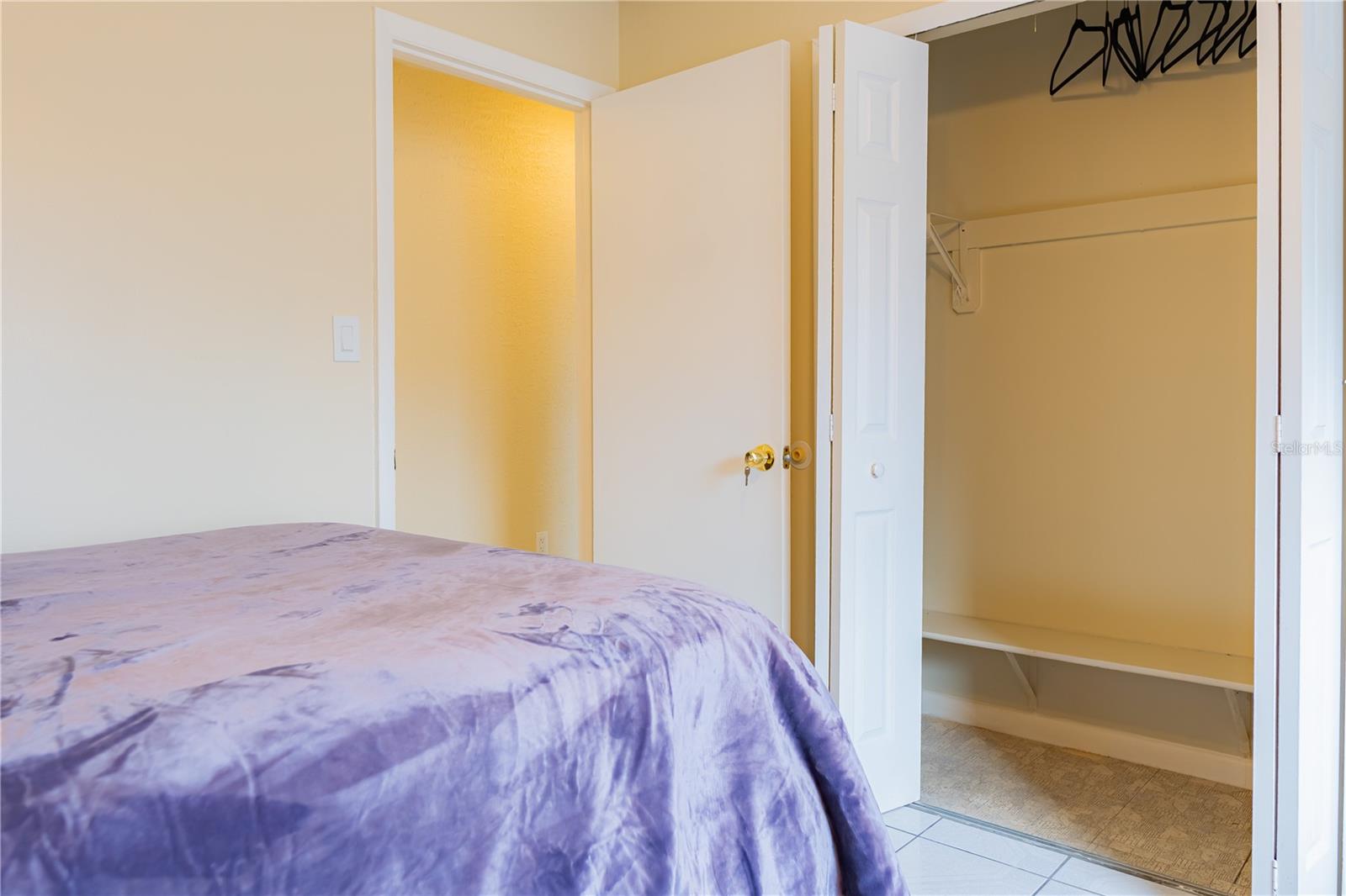 LONESOME PINES - Residential Lease