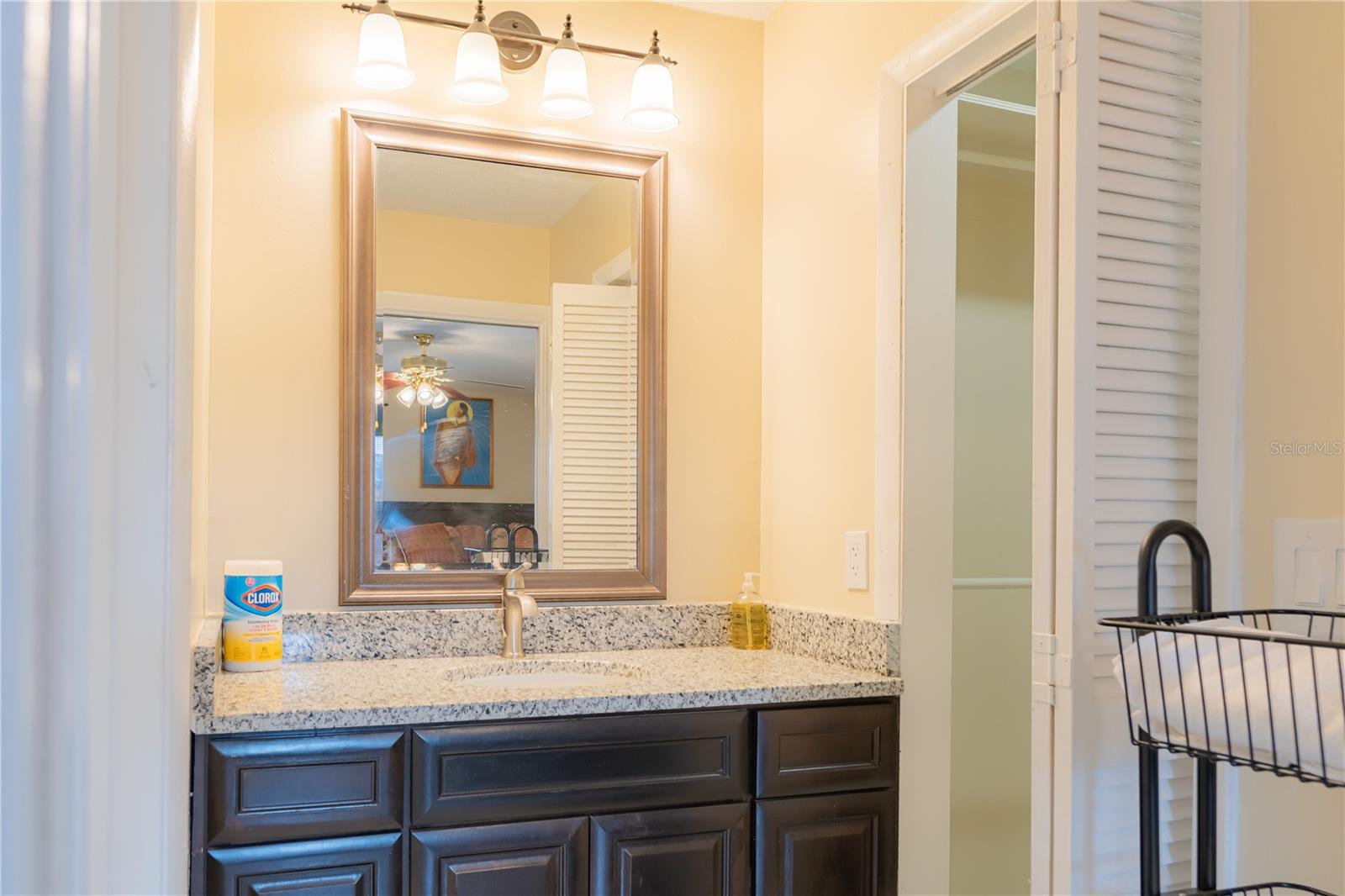 LONESOME PINES - Residential Lease