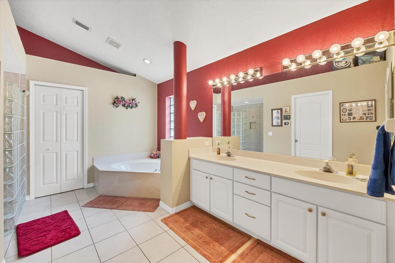 BEEKMAN ESTATES SEC 1 - Residential