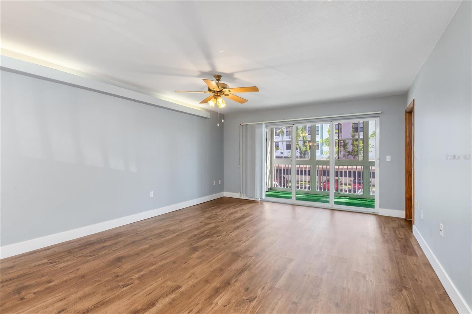 150 HARBORSIDE AVENUE 207