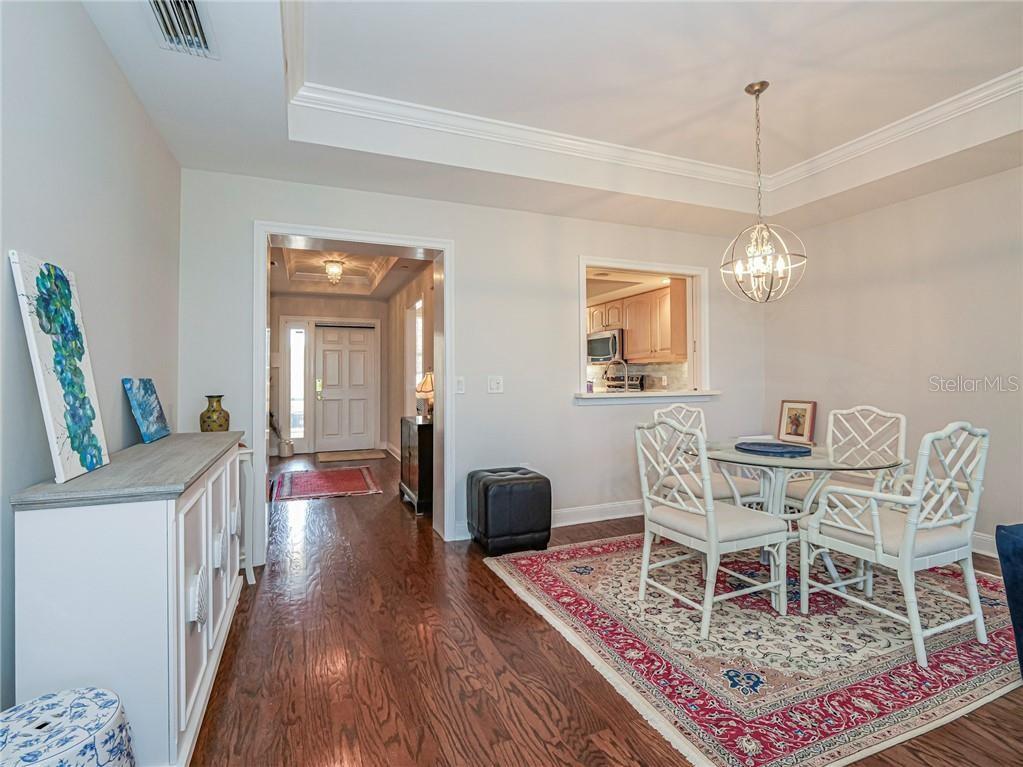 CAMDEN HOUSE AT OAK HARBOR - Residential