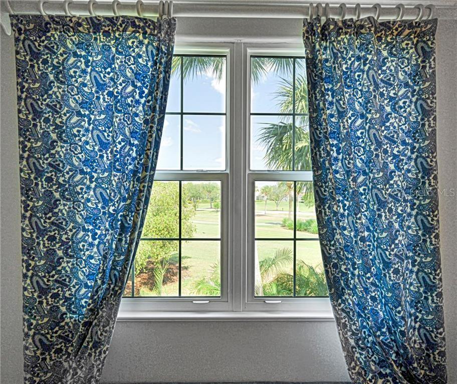 CAMDEN HOUSE AT OAK HARBOR - Residential