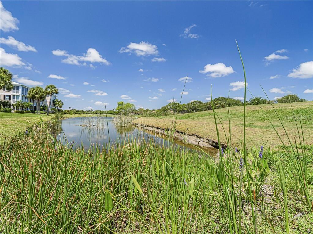 CAMDEN HOUSE AT OAK HARBOR - Residential
