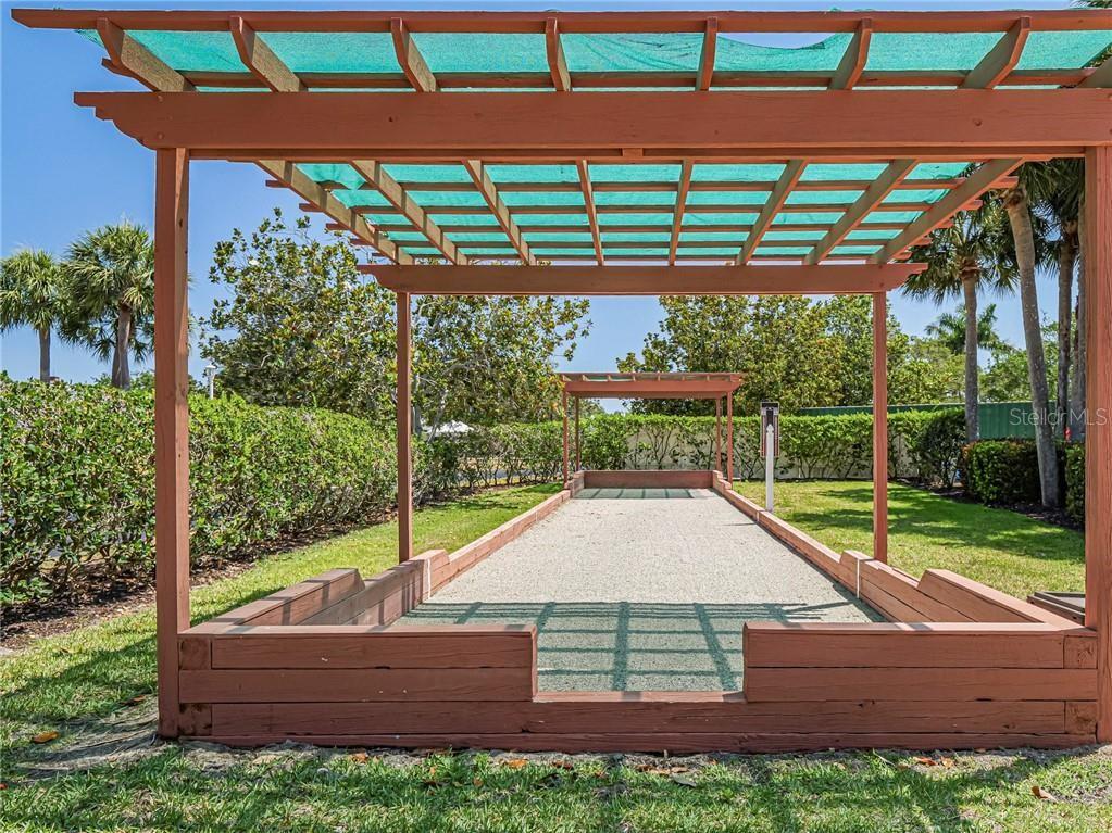 CAMDEN HOUSE AT OAK HARBOR - Residential