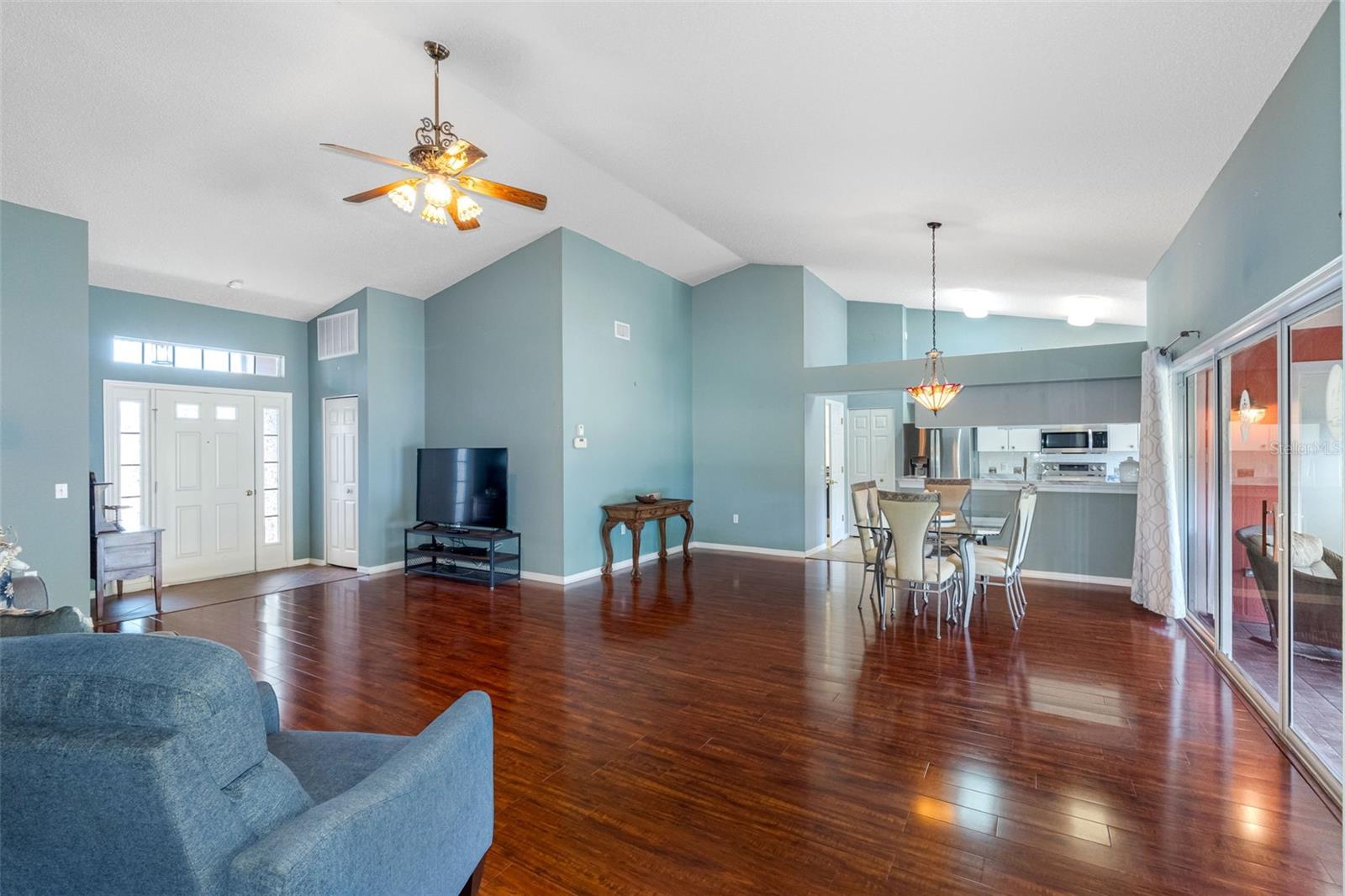 HERITAGE PINES VILLAGE 20 UNITS 01 & 02 - Residential