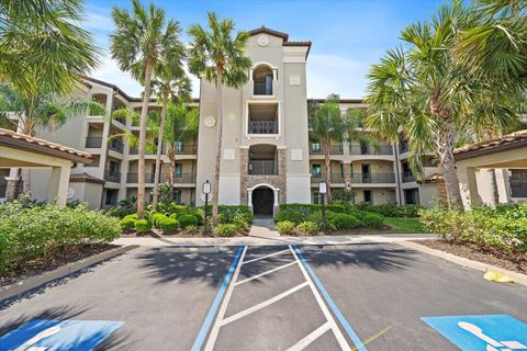 Photo of 17006 Vardon Terrace #401, Bradenton, FL 34211 (MLS # A4692436)