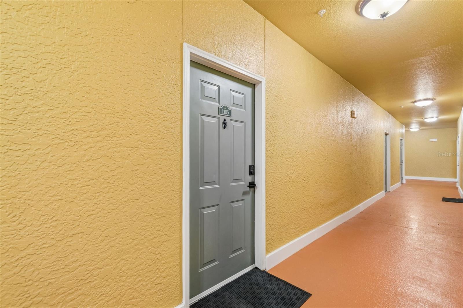 4207 S DALE MABRY HIGHWAY 1105