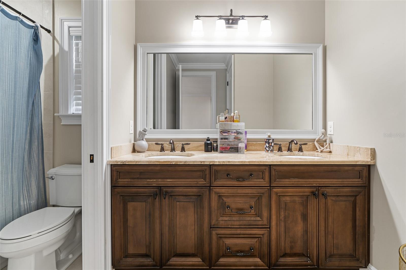 BAY VIEW ESTATES - Residential