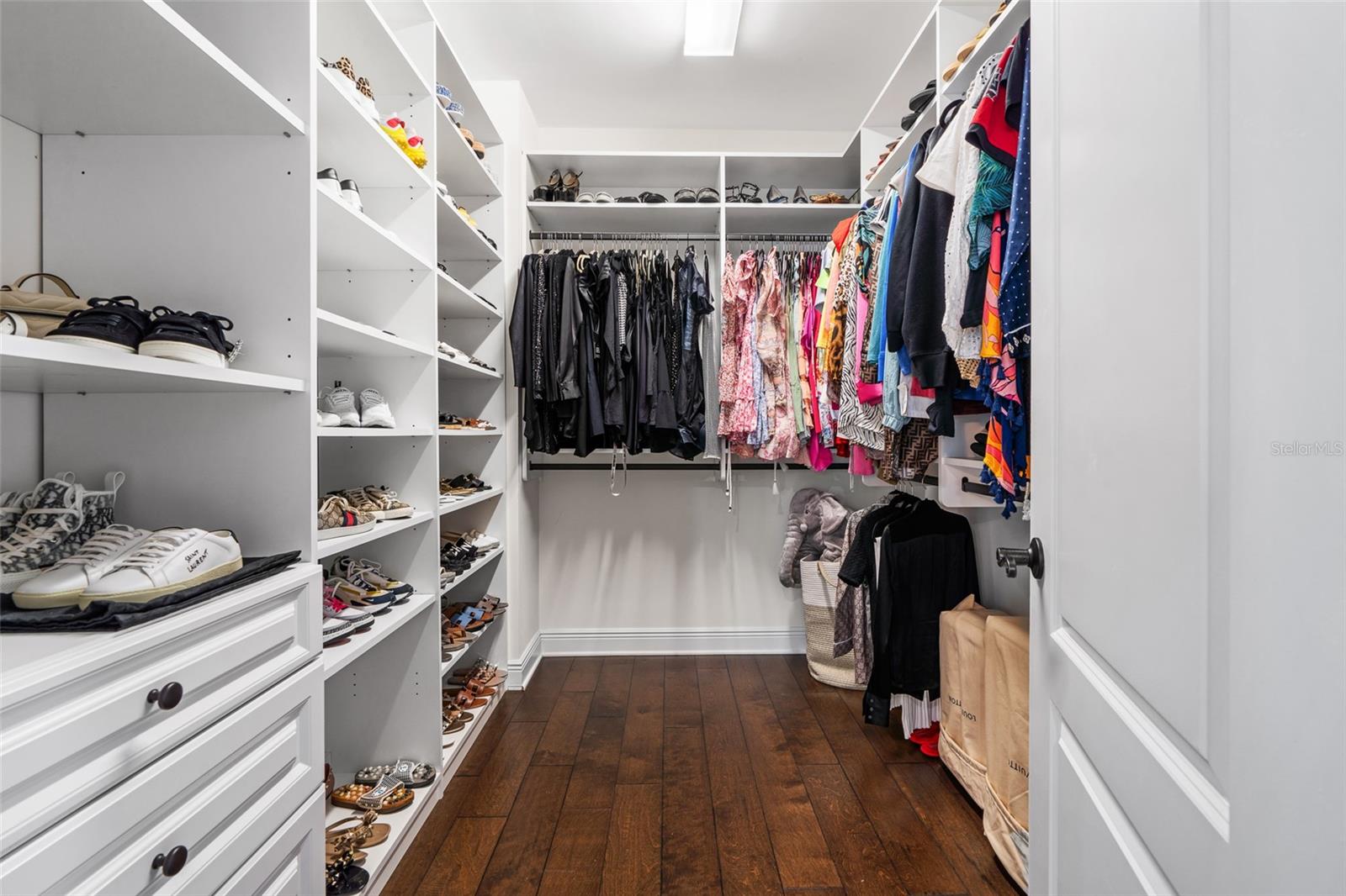 BAY VIEW ESTATES - Residential