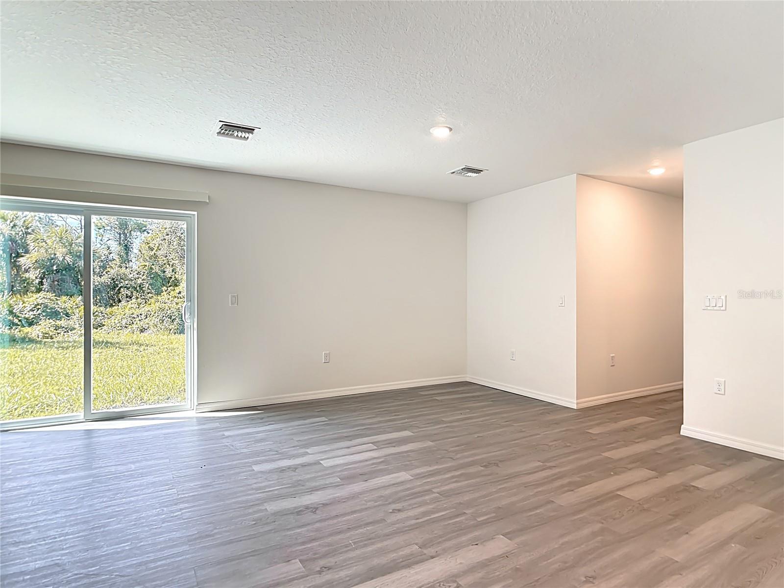 PORT CHARLOTTE SUB 24 - Residential Lease
