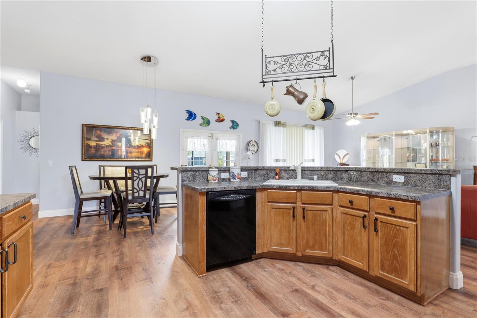 GREYSTONE PH 02 - Residential